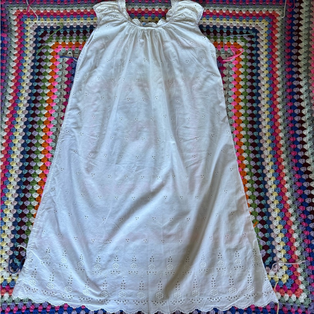 Vintage white sleeveless eyelet nightgown dress - size 42 - xs